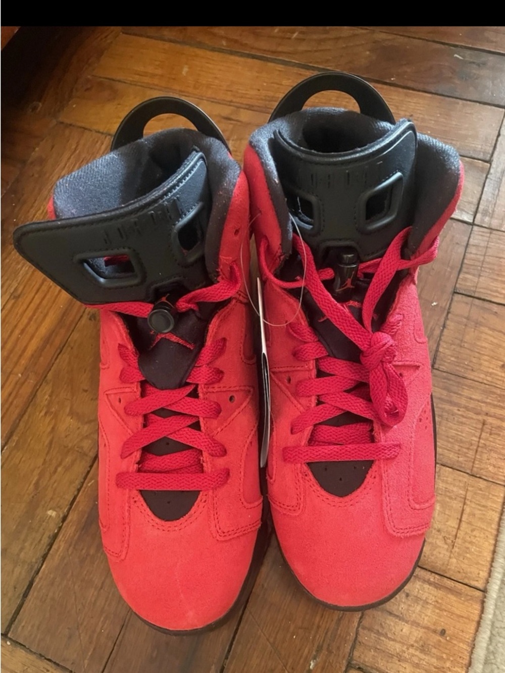 Boys Grade School Red Retro 6 Sneakers